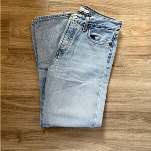 Levi’s Wedgie Straight Blue Denim Jeans